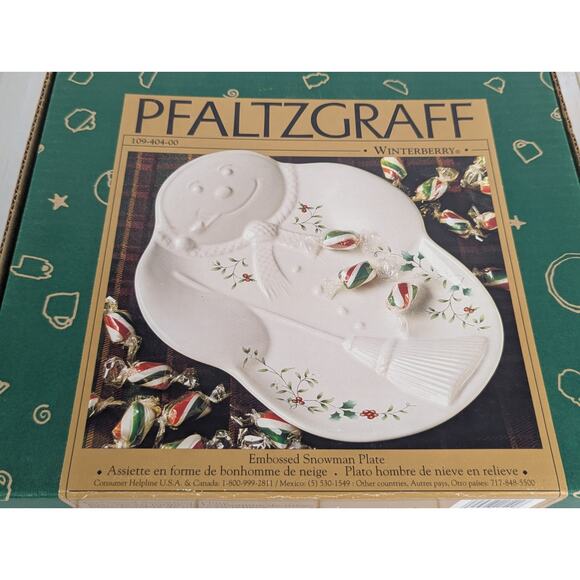 Pfaltzgraff Winterberry Snowman Plate/Platter 1996 Embossed Christmas Cookie - Picture 4 of 9